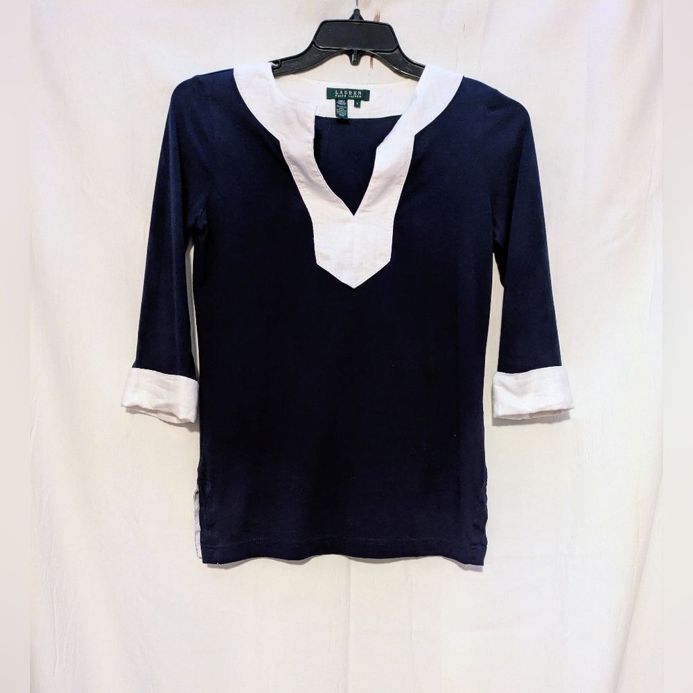 🦚🦚Ralph Lauren Navy and White Long Sleeve Tee. RL02